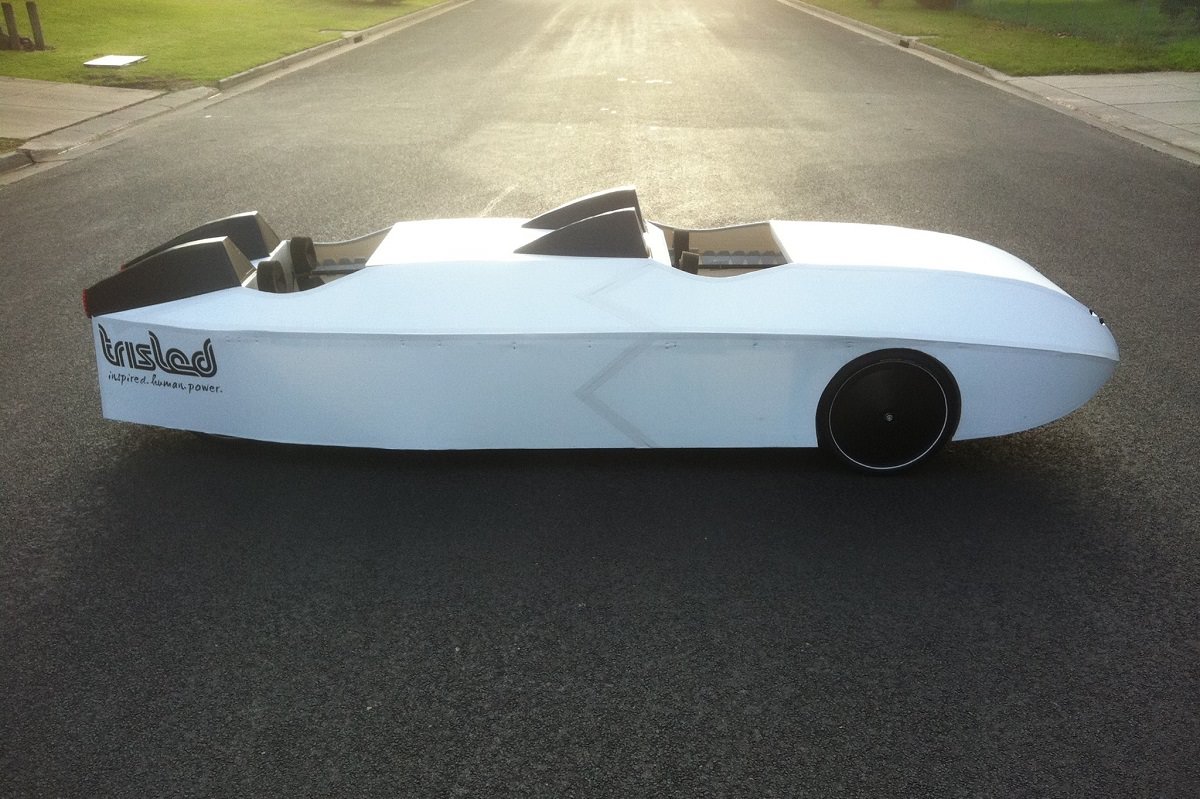 Trisled 4 person velomobile