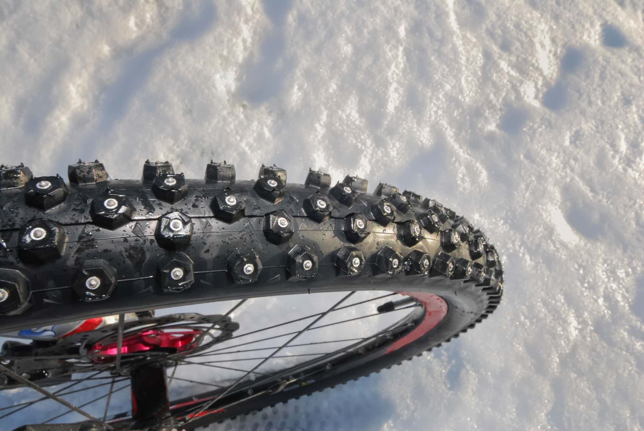 Using disc brakes and wider tires can enhance winter performance