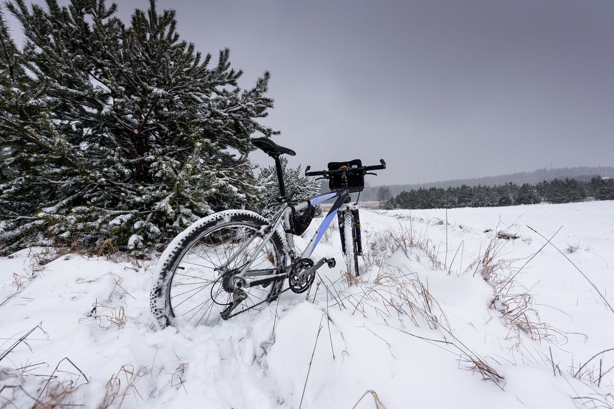 Can you ride a bike in the snow hotsell