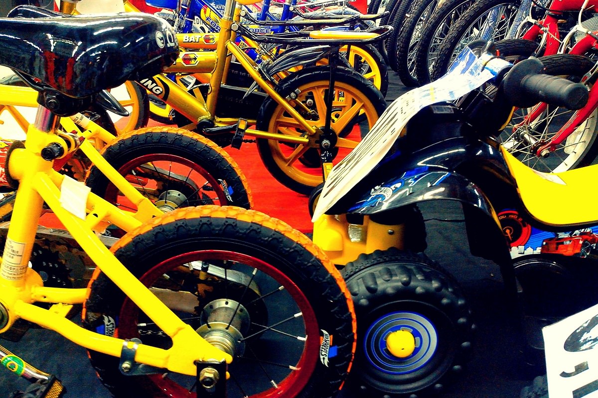 the definitive guide to kids bike sizes dont buy the wrong bike toddler bicycle size