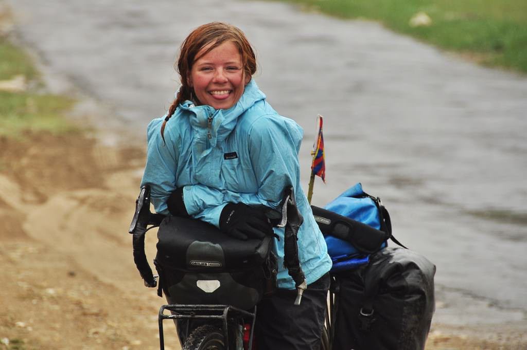 Shirine, bike rain