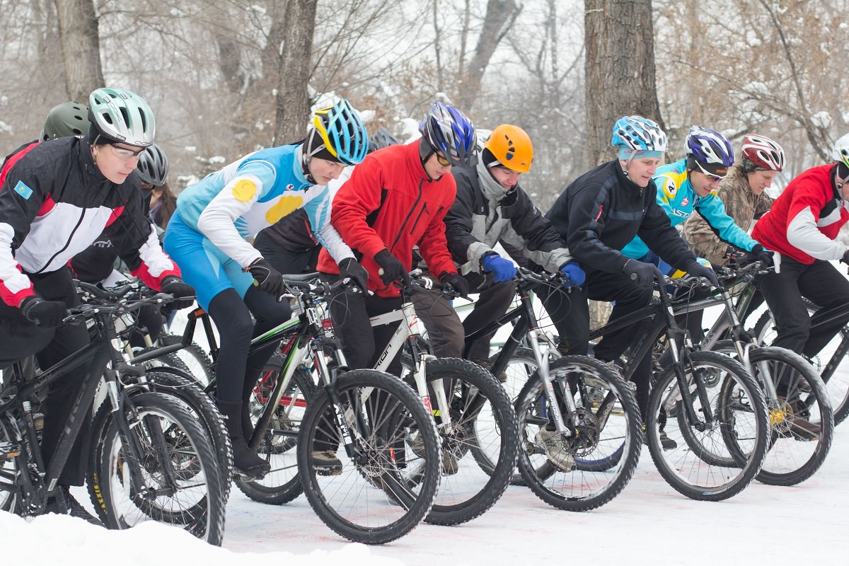 Winter bike race