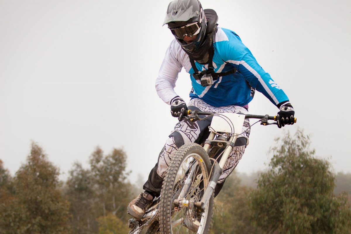 Mountain bike stunts