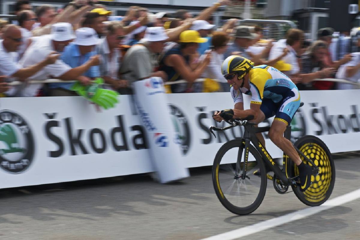 Bike rider in a bike race event