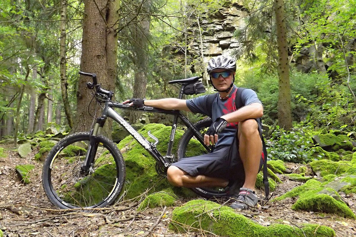 Sitting next to single speed mtb