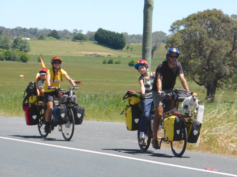 Bike touring as a family