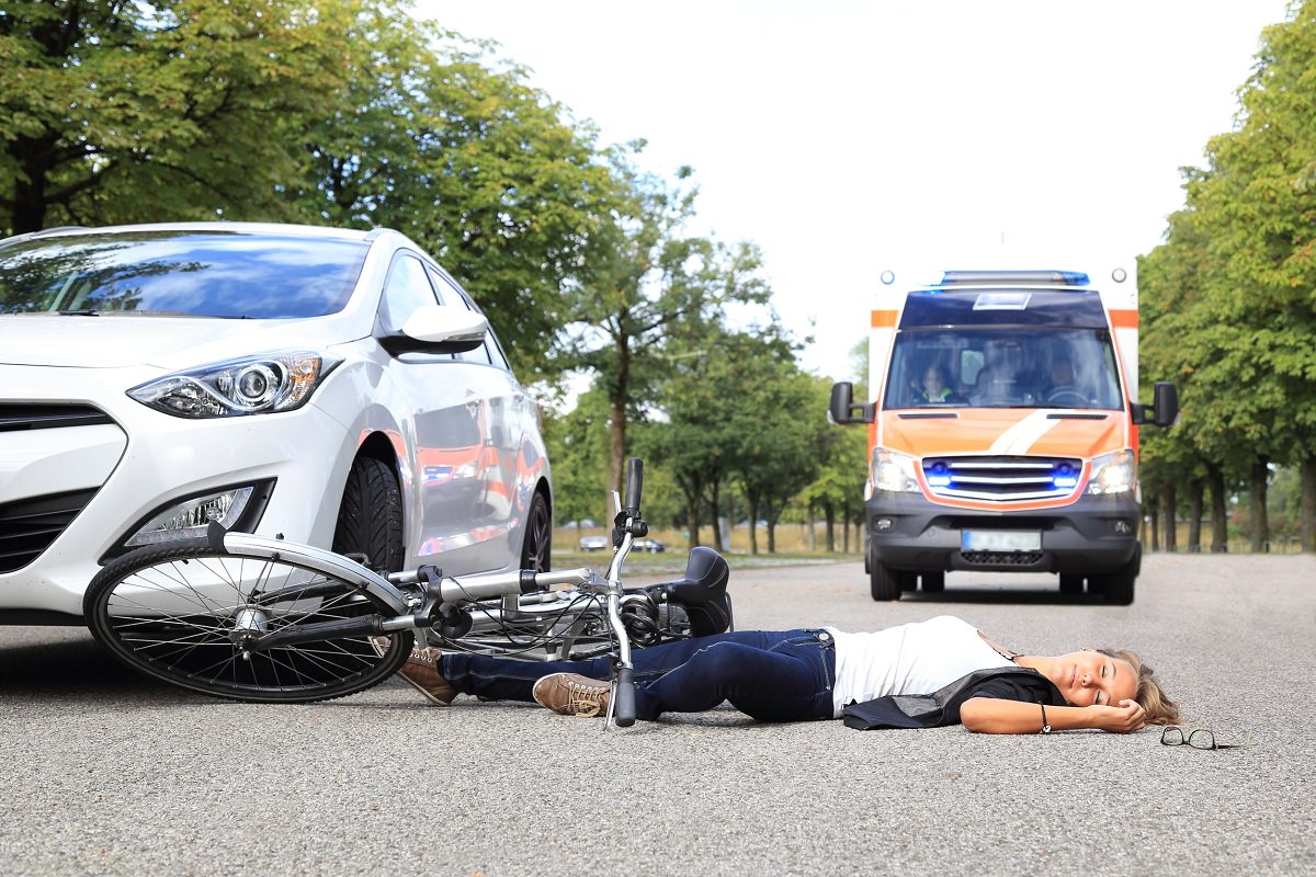 Hurt cyclist after traffic crash