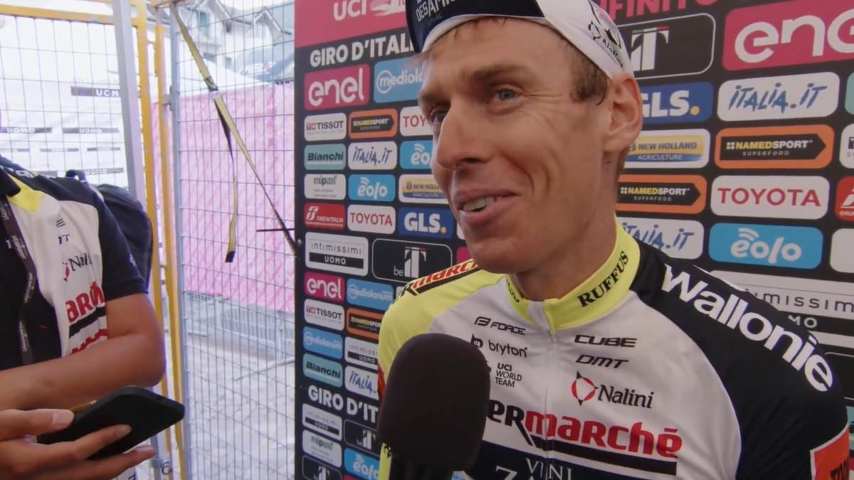 Jan Hirt Wins Stage 16 Giro