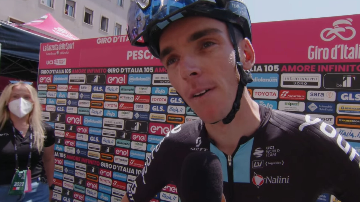 Romain Bardet Pulls Out Of Giro