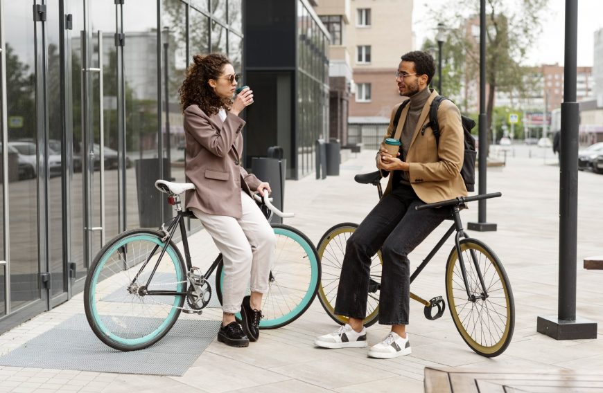 Cycling To Work In The City