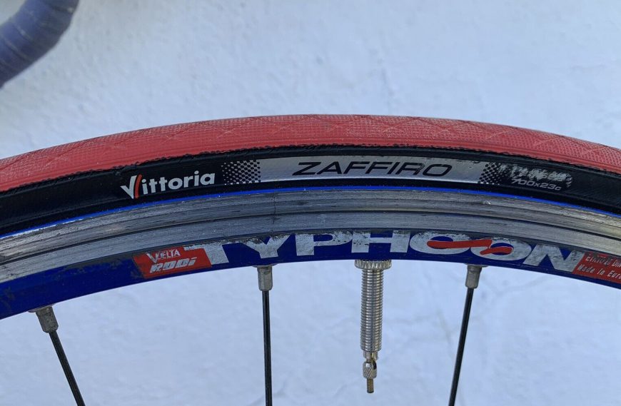 Trek 1000 Tires