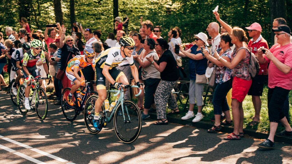 A Final Day Shift in the General Classification